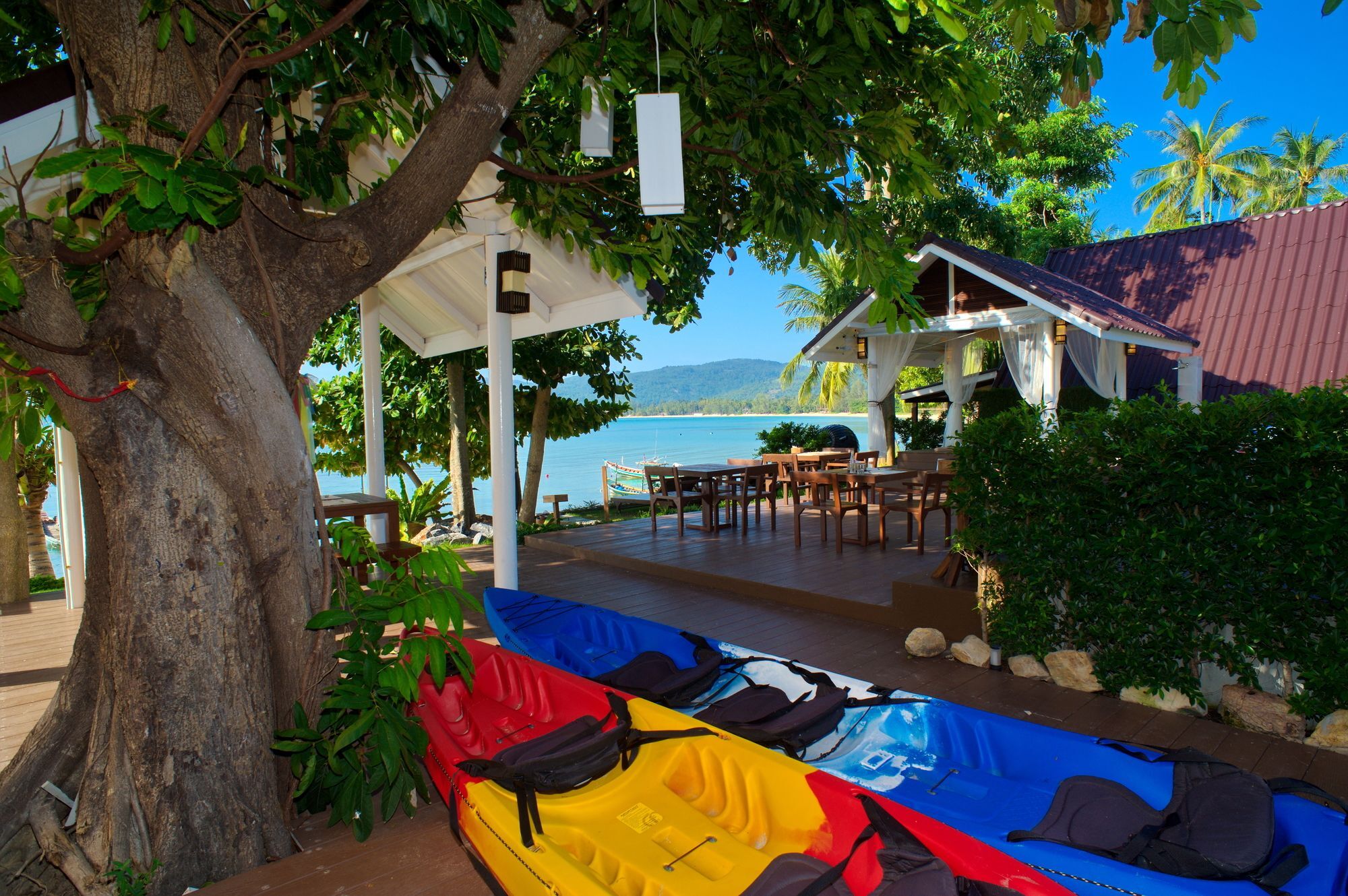 At Samui Haus Hotel Липа Ной Екстериор снимка