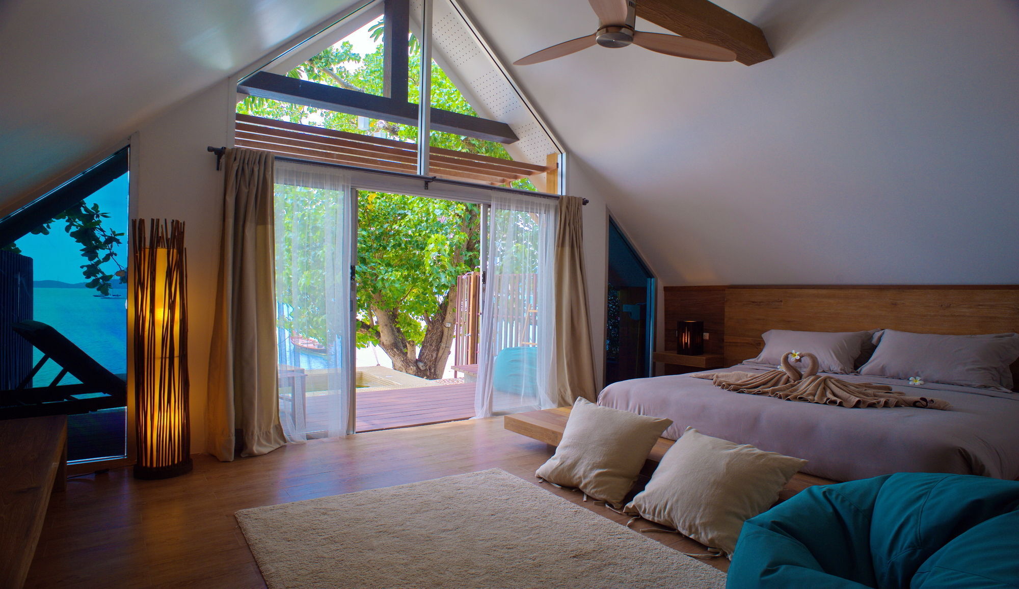 At Samui Haus Hotel Липа Ной Екстериор снимка